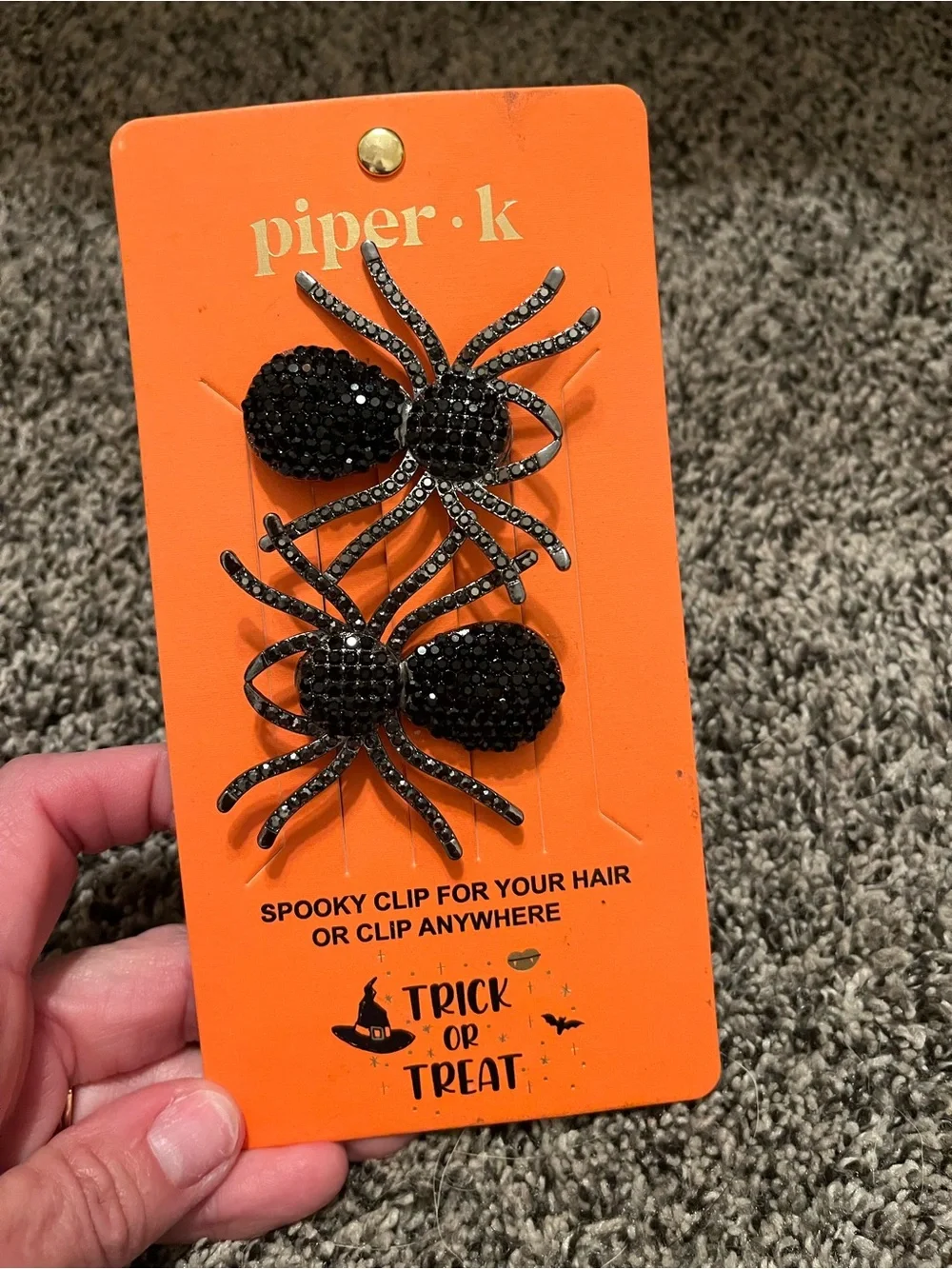 Piper K spider hair clips